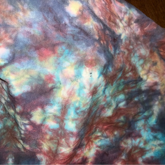 Nike Active Blue Red Multicolor Tie Dye Classic Cotton Short Sleeve Shirt Size M - Picture 7 of 11